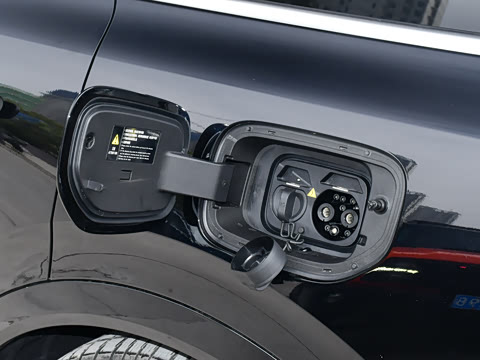 2025�� ����Ultra+ ���������߶���