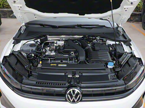 2026�� L 300TSI DSG ������