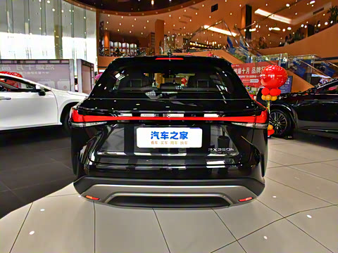 2026�� 350h ����������