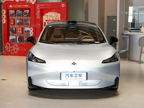 2025�� �Ŀ� 710 Max��