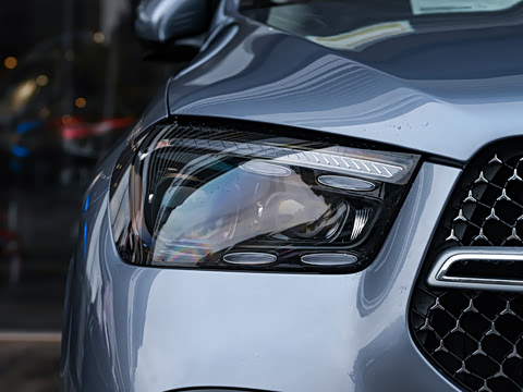 2025�� �Ŀ� GLE 450 4MATIC ������