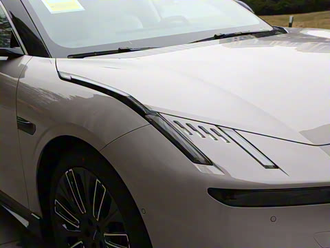 2025�� 240����Ultra H5