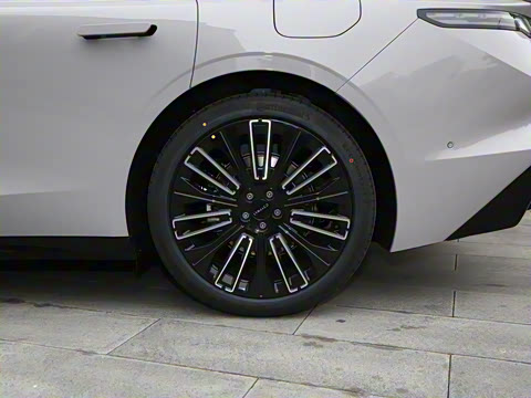 2025�� 240����Ultra H5