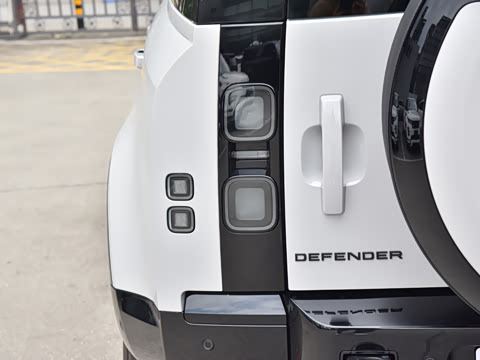 2026�� 110 3.0T P400 X