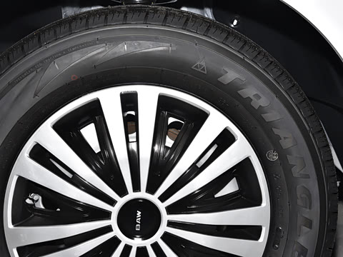 2025�� 2.0L CNG��Ӣ�� 9��