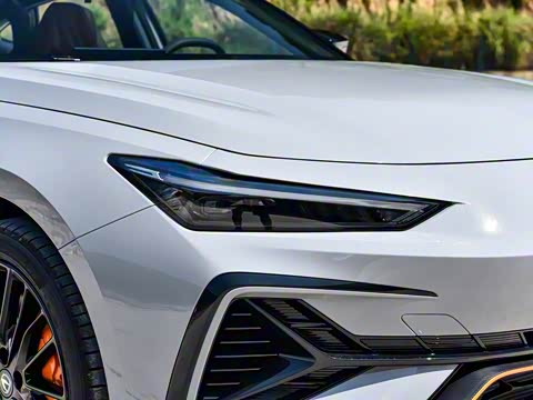 2025�� ������ 2.0T ������