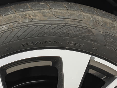 2026�� quattro Ǭ���Ǽݰ�