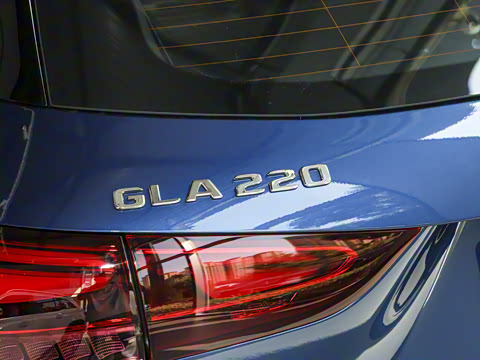 2025�� �Ŀ� GLA 220