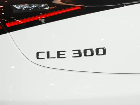 2025�� CLE 300 4MATIC �����ͽ��ܳ�