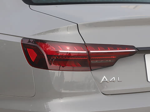 2026�� 200���������� 40 TFSI ����������