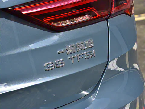 2026�� quattro 45�����ذ� 35TFSI ʱ�ж�����