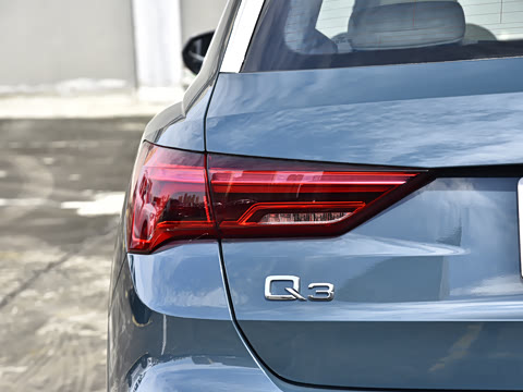2026�� quattro 45�����ذ� 35TFSI ʱ�ж�����