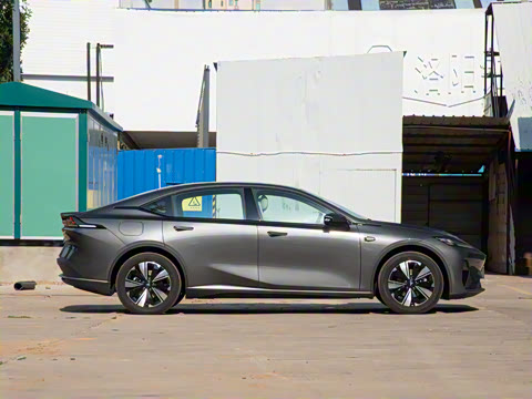 2026�� 550Max��ΪǬ��ADS SE��