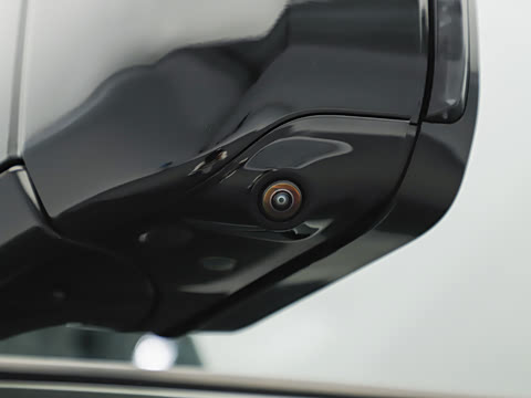 2026�� 90 2.0T P300 S