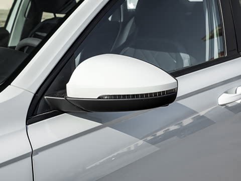 2026�� 1.5L �Զ����ݰ�