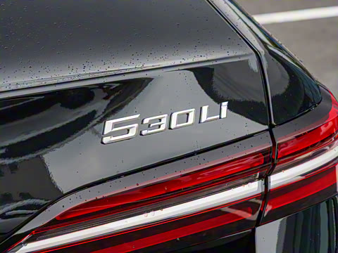 2026�� 530Li ������ M�˶���װ