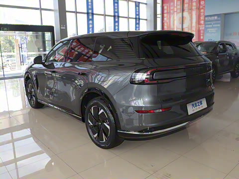 2025�� 215�����