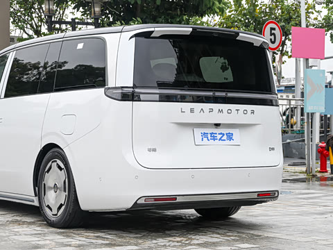 2026�� ���� 700�콢��