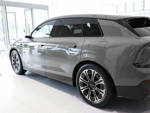 2026�� �ȷ�quattro��