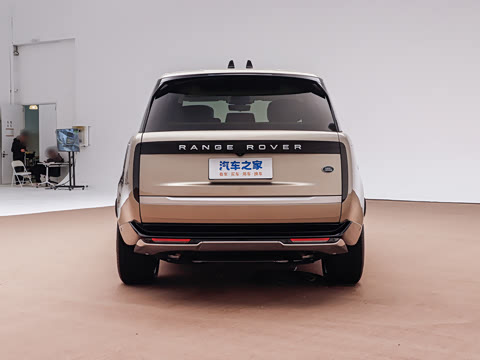 2026�� 3.0 L6 400PS AB�����