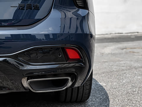 2026�� 2.0T quattro ������	