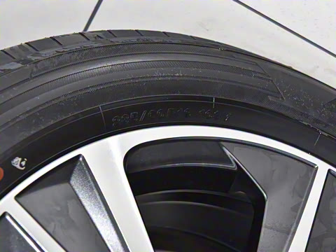 2026�� 300 ����������