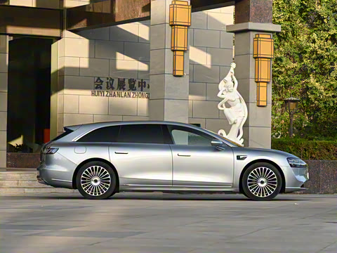 2025�� ���� Ultra��������