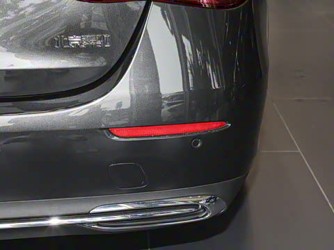 2025�� �Ŀ� E 300 L ������