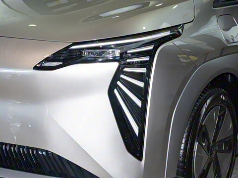 2025�� Plus 430 ������