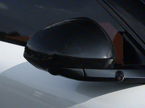 2025�� 240����Ultra