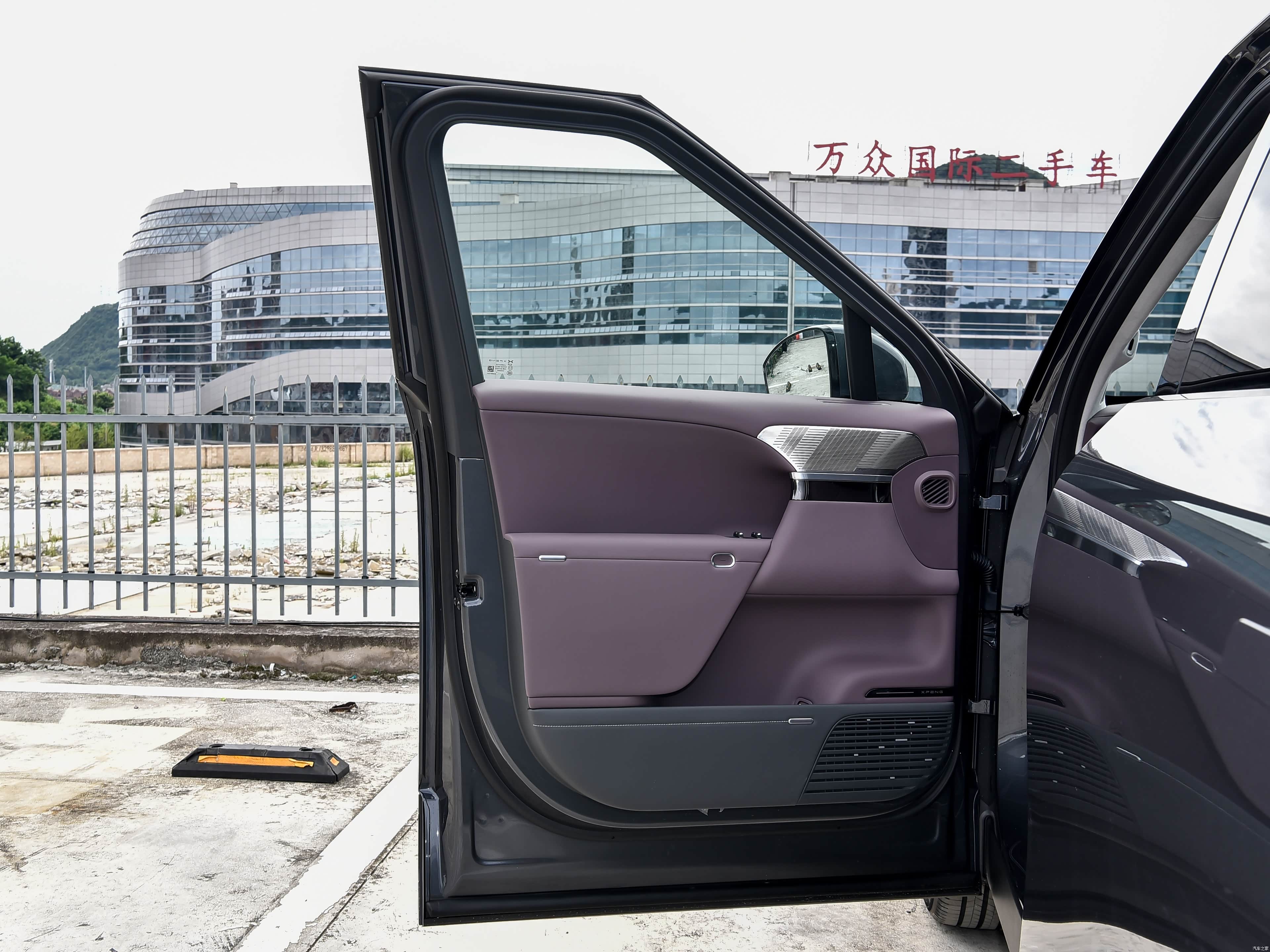 XPeng GX, миниатюра 21