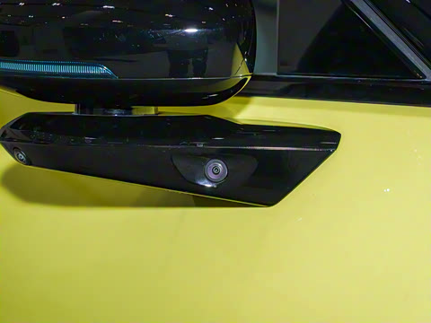 2025�� 702 ������ Ultra