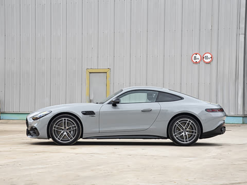 2026�� AMG GT 50 