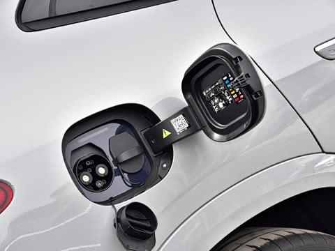 2024�� EQE 53 4MATIC+