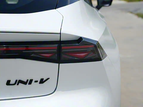 2025�� ������ 2.0T ������