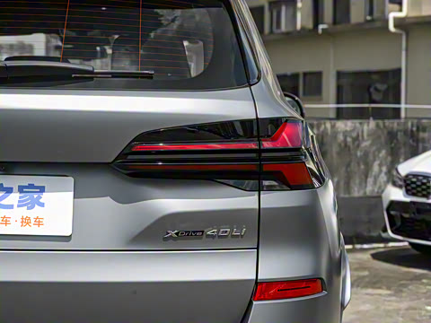 2025�� xDrive 40Li ������M�˶���ҹ��װ