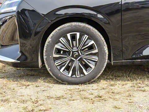 2025�� 1.5T CVT ��Ӣ��