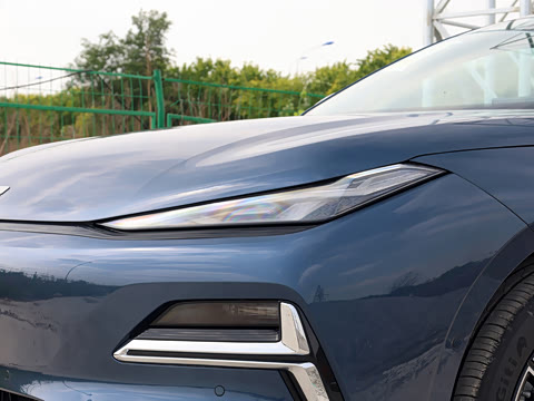 2026�� 225km EM-i Զ�����ǺӰ�