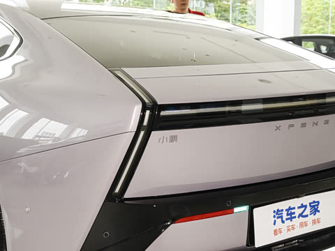 2025�� 702 ������ Ultra