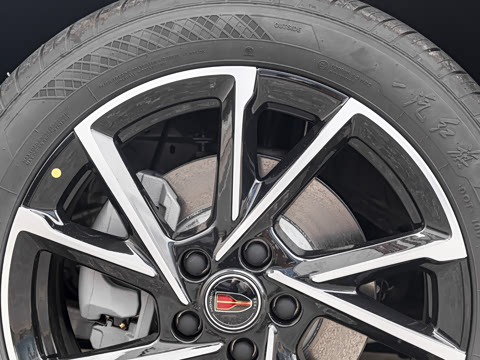 2025�� 2.0T ��Զ��