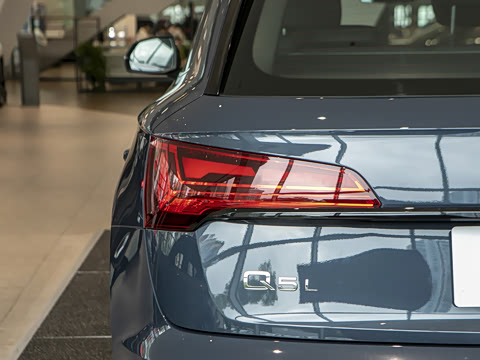2026�� 45�����ذ� 40 TFSI ʱ�ж�����