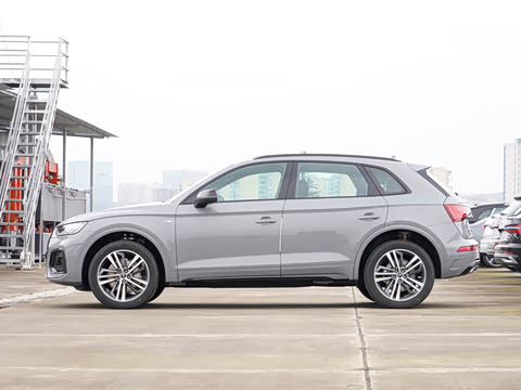 2026�� 45�����ذ� 40 TFSI ����������