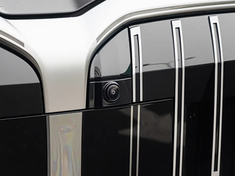 2026�� �Ŀ� 530Li ������ M�˶���װ