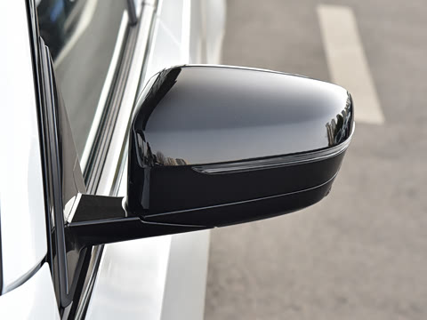 2026�� �Ŀ� eDrive 40 L ��ҹ��װ