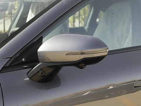 2026 007+  650 Ultra+״