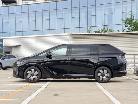 2026�� ���� 650 UltraSE