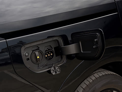 2026�� ���� 650 UltraSE