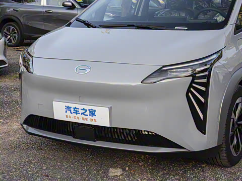 2025�� Plus 610 ������