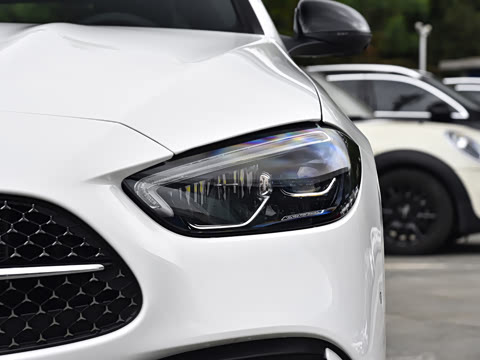 2026�� �Ŀ� C 260 L �ҹ�˶���