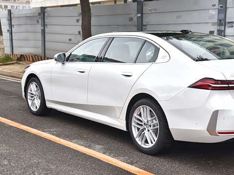 2026�� 525Li ������װ